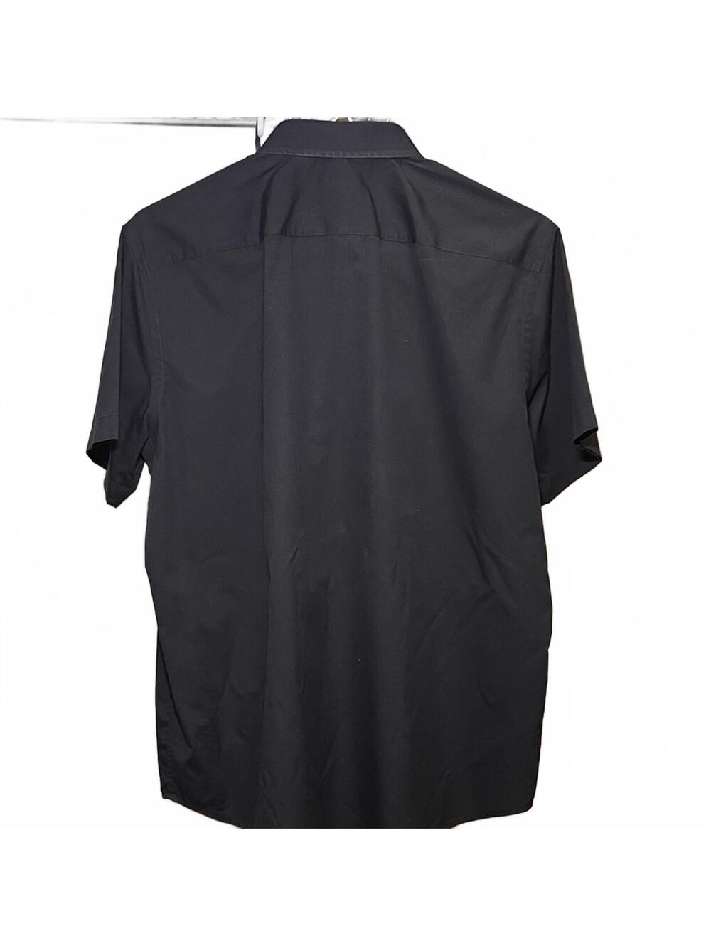 UNTUCKit | Button Down Short Sleeve | Large - Picture 3 of 3